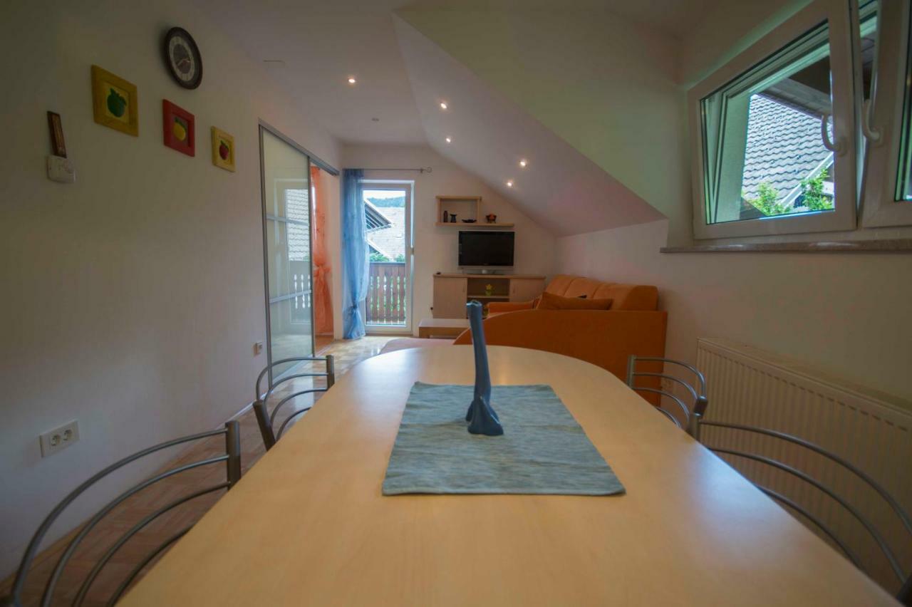 Apartma Mojca Bohinj Bagian luar foto