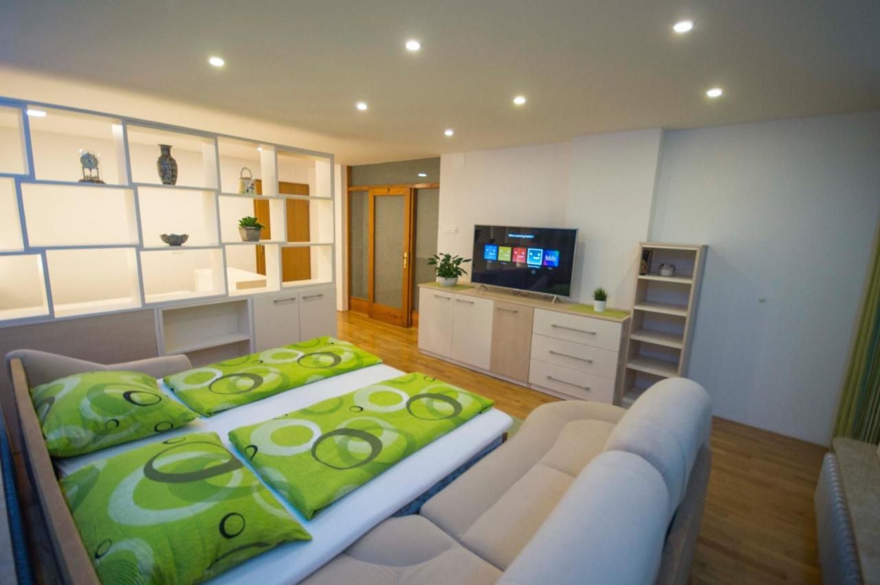 Apartma Mojca Bohinj Bagian luar foto